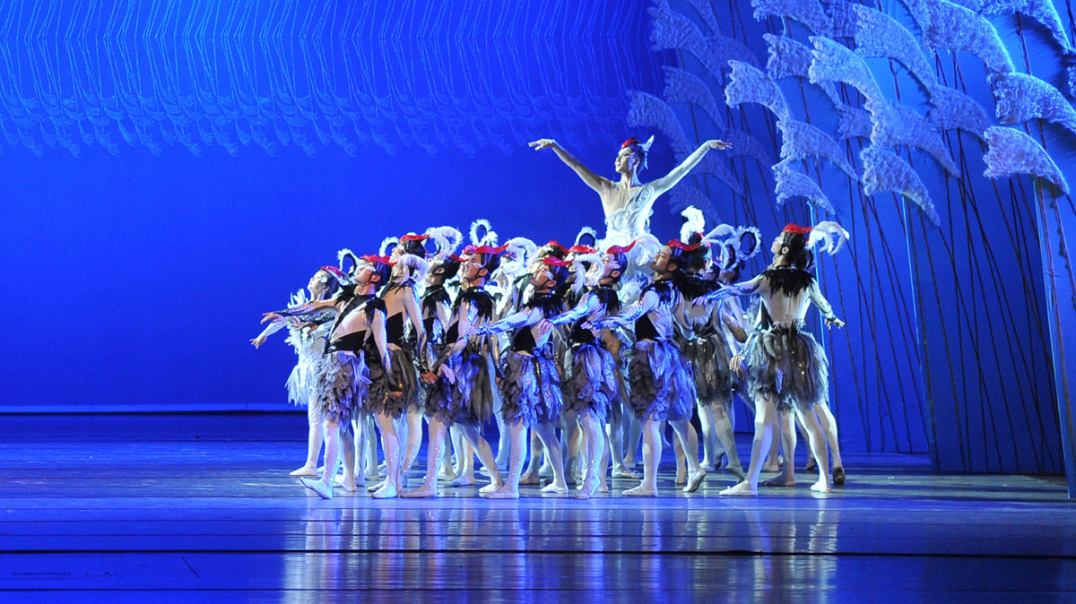 Dance Drama Red-crowned Crane by Wuxi Opera &Dance Drama Company