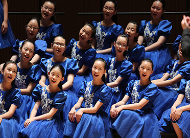 面向学生：经典的回响——上海市中小学生合唱音乐会