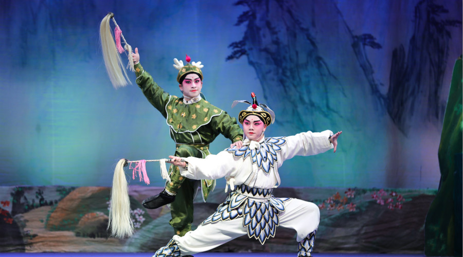 Kunqu Opera & Cantonese Opera Tale Of The White Snake	