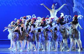 Dance Drama Red-crowned Crane by Wuxi Opera &Dance Drama Company